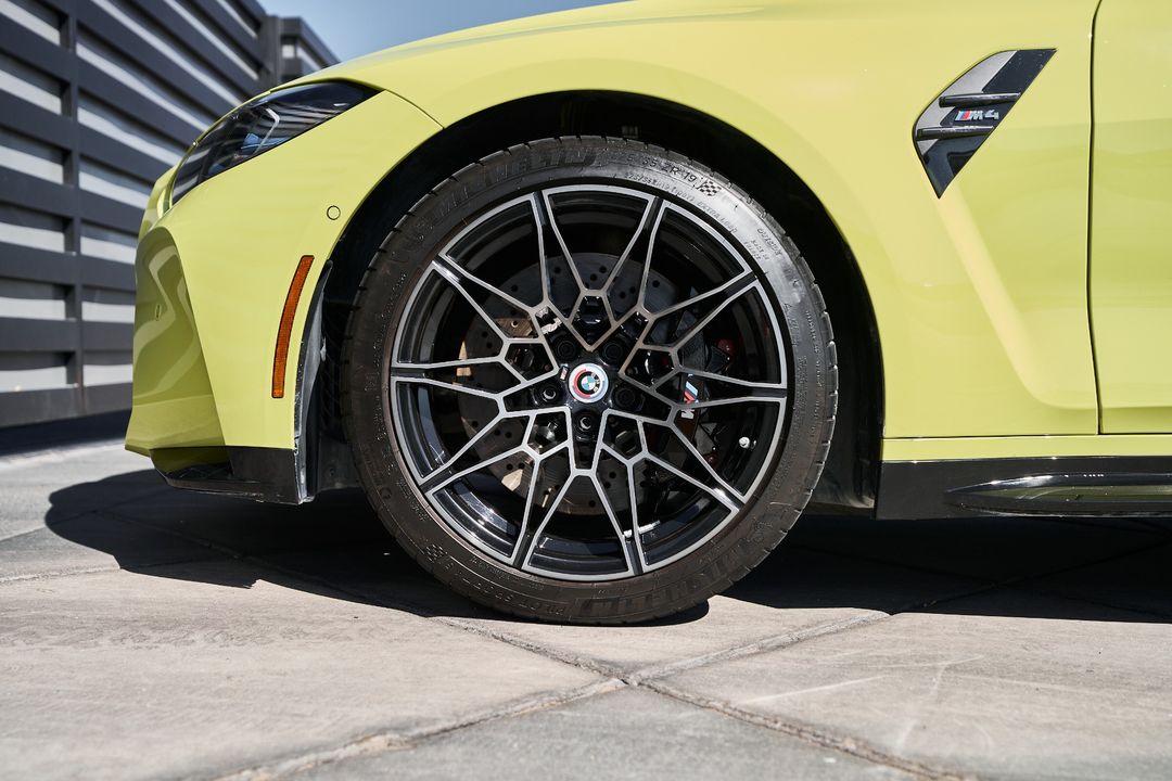 2023 BMW M4