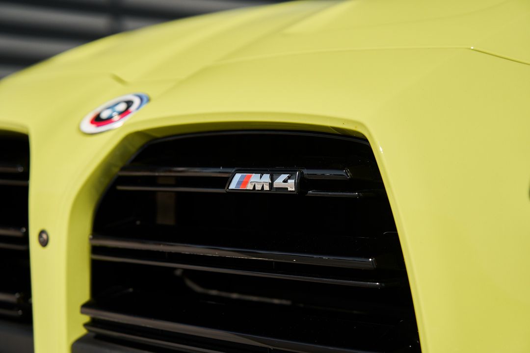 2023 BMW M4