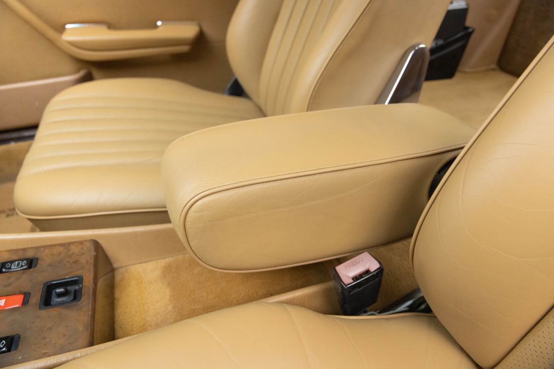 1989 Mercedes-Benz 560SL