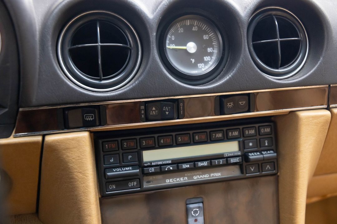 1989 Mercedes-Benz 560SL