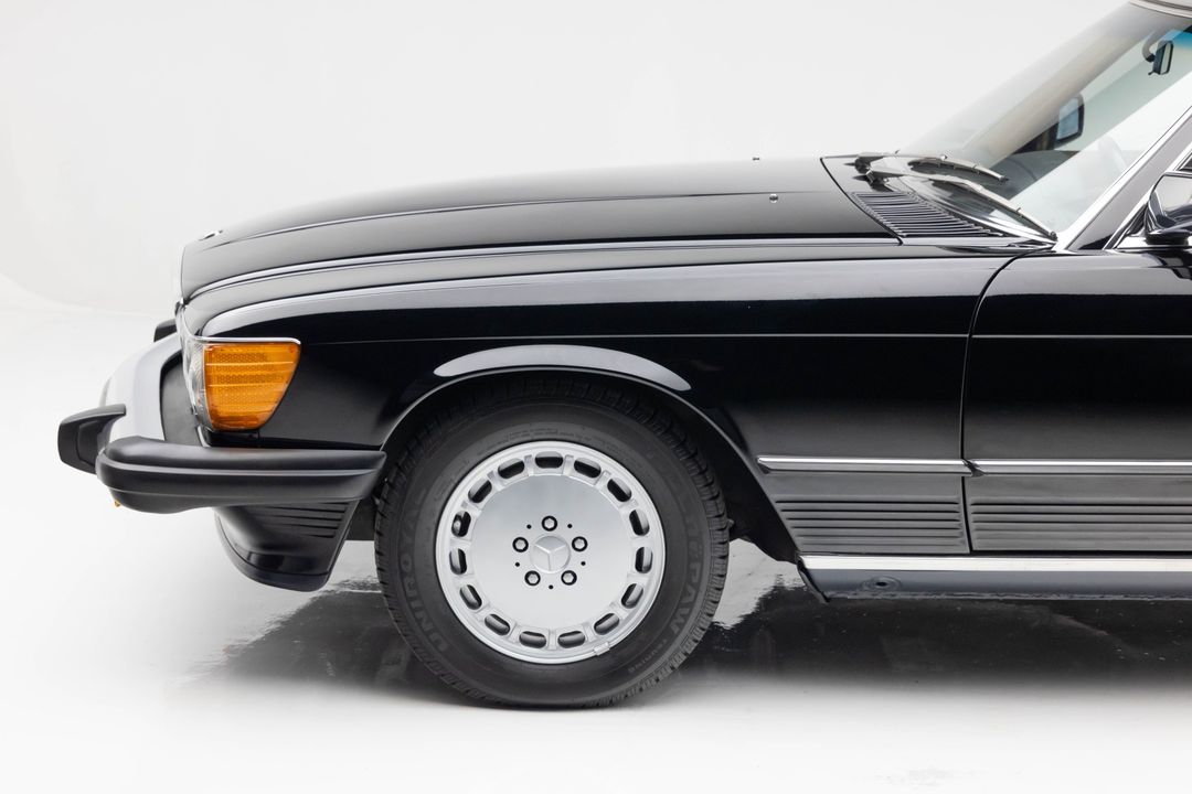 1989 Mercedes-Benz 560SL