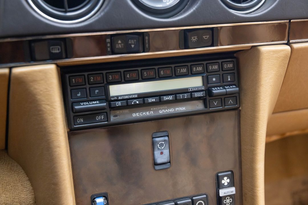 1989 Mercedes-Benz 560SL