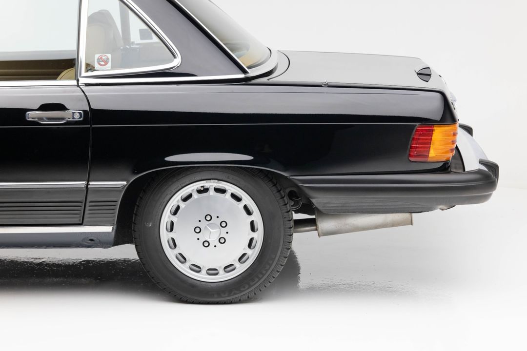 1989 Mercedes-Benz 560SL