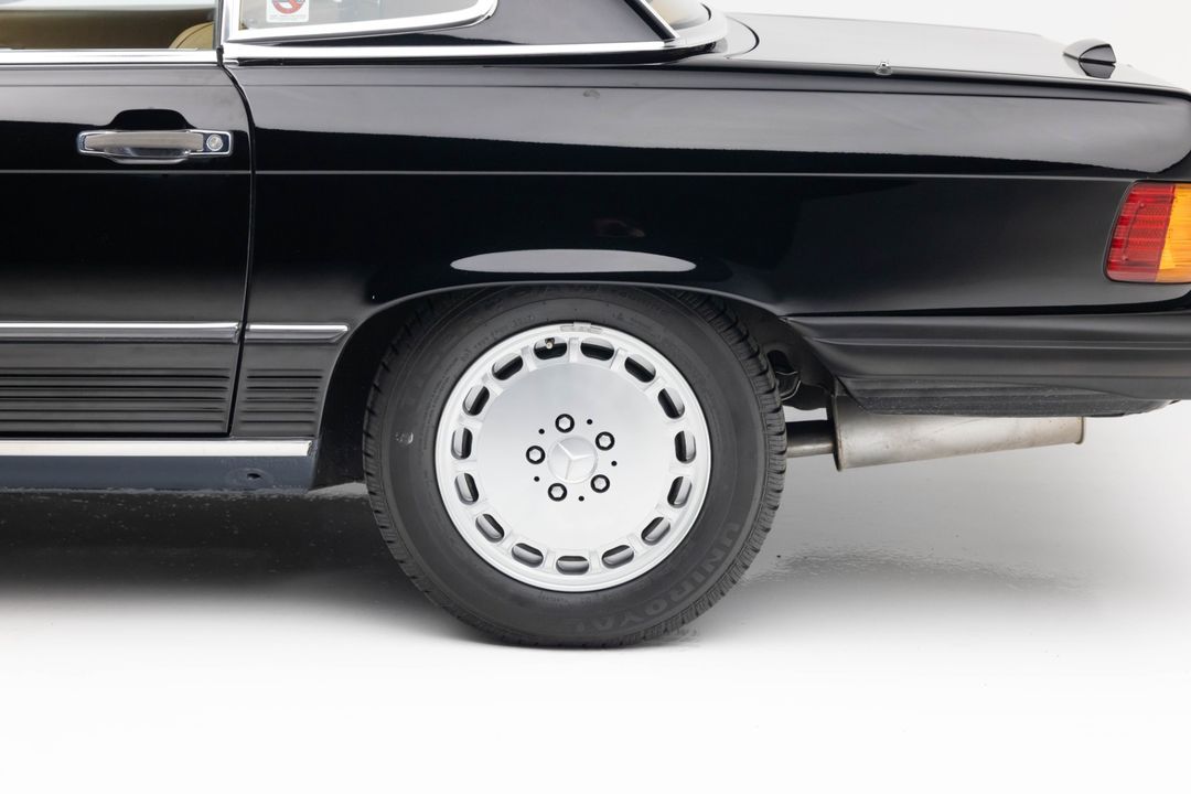 1989 Mercedes-Benz 560SL