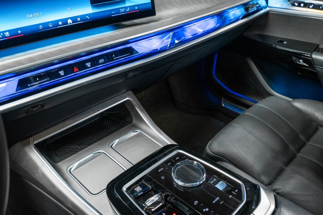 2023 BMW 760i