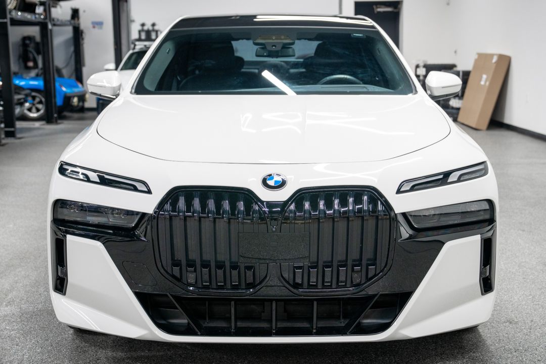 2023 BMW 760i
