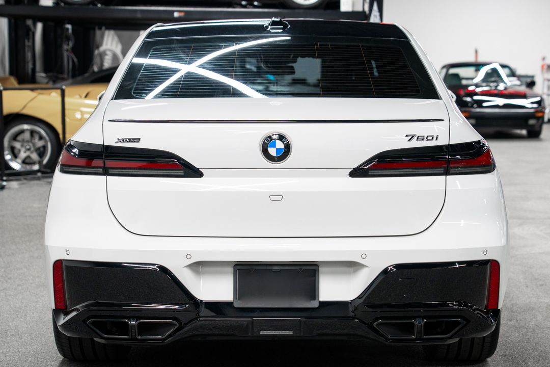 2023 BMW 760i