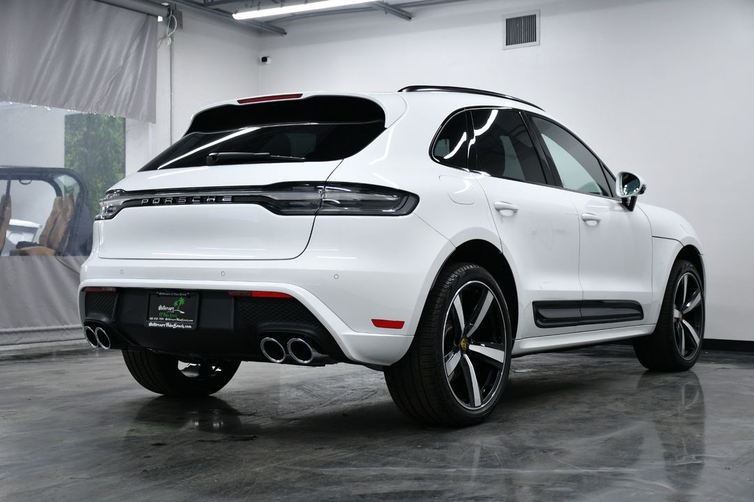 2025 Porsche Macan