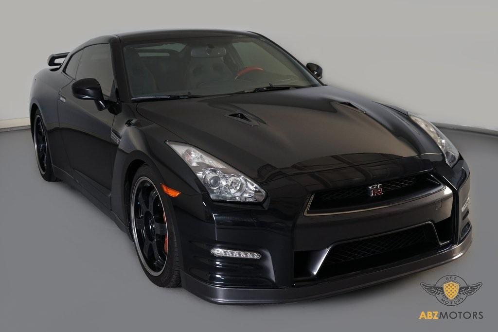 2014 Nissan GT-R