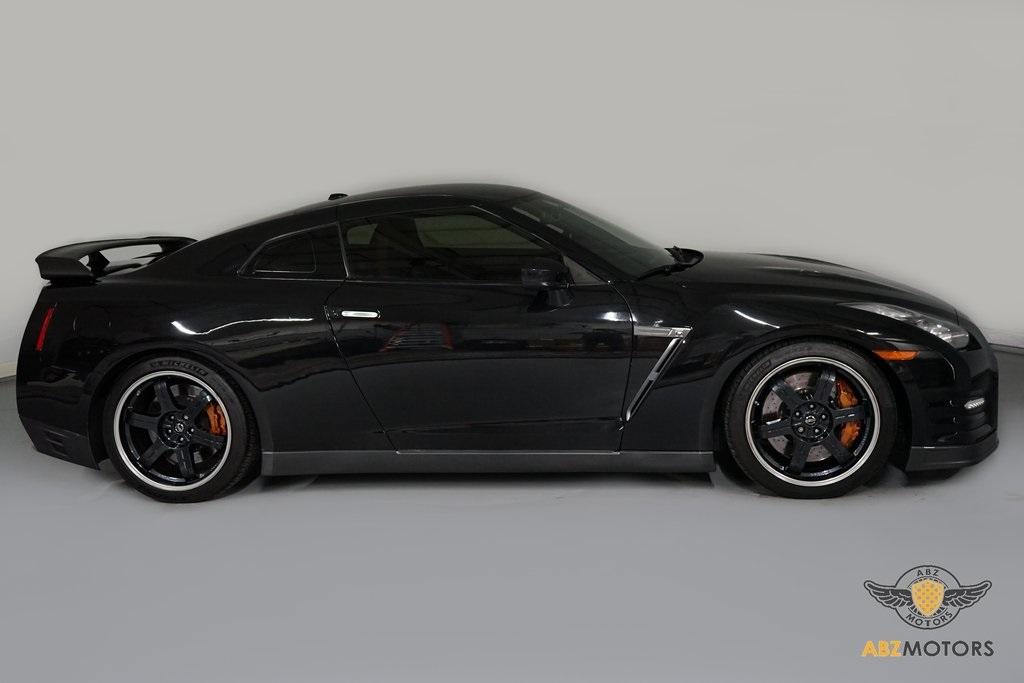 2014 Nissan GT-R