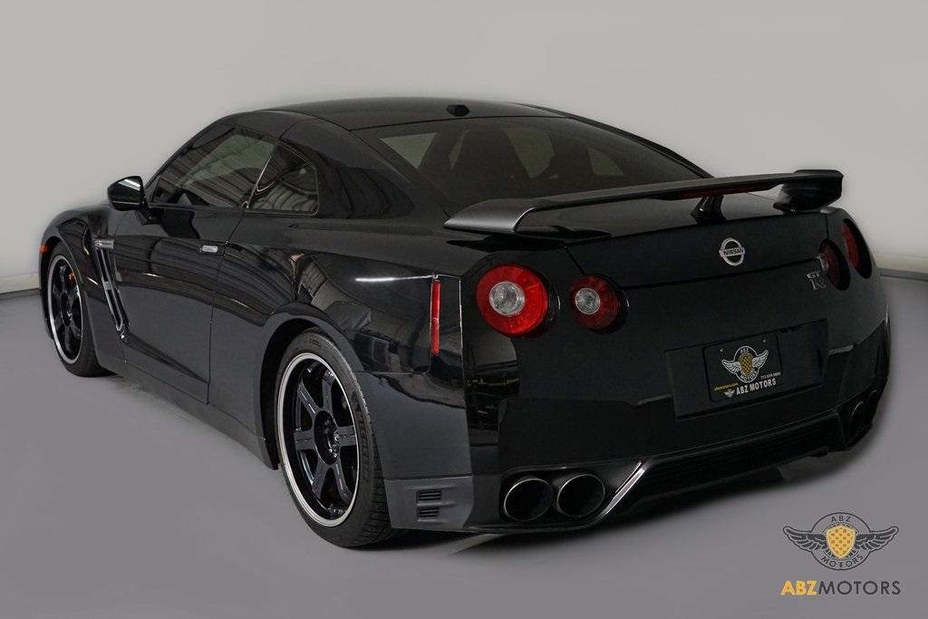 2014 Nissan GT-R