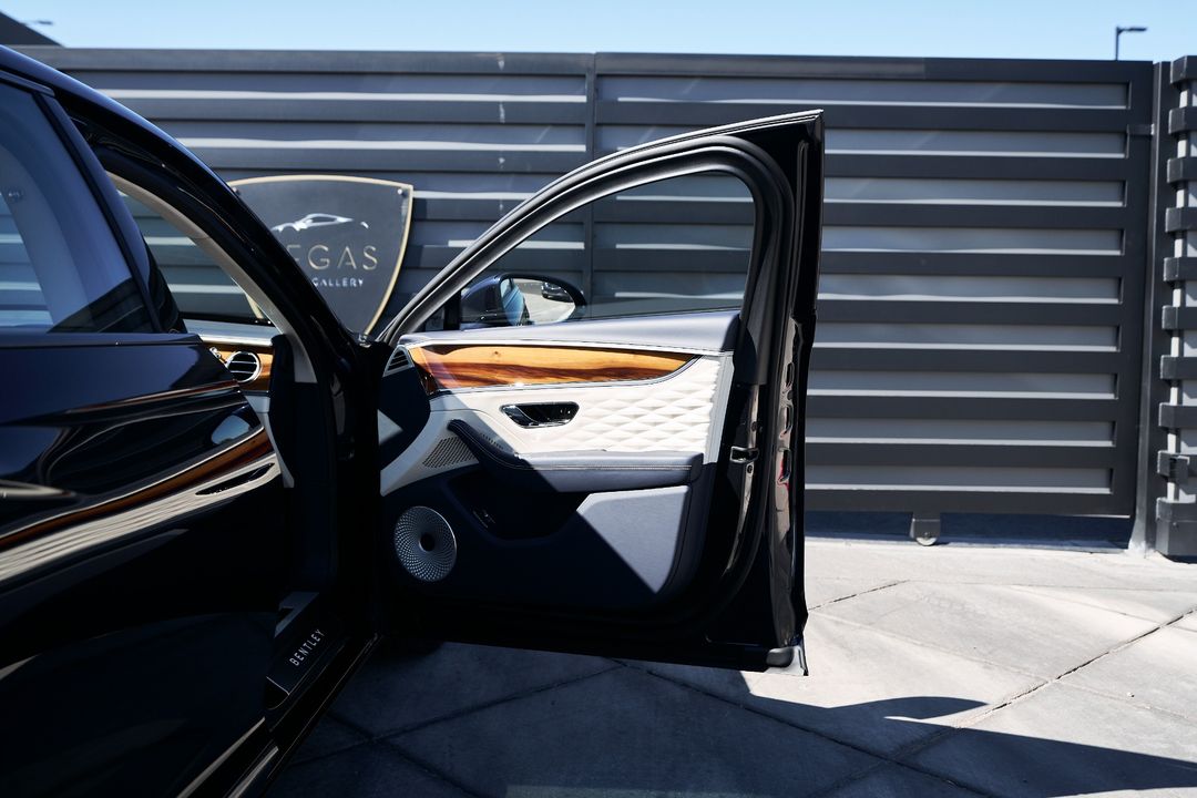 2024 Bentley Flying Spur