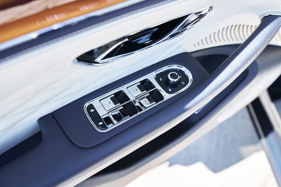 2024 Bentley Flying Spur