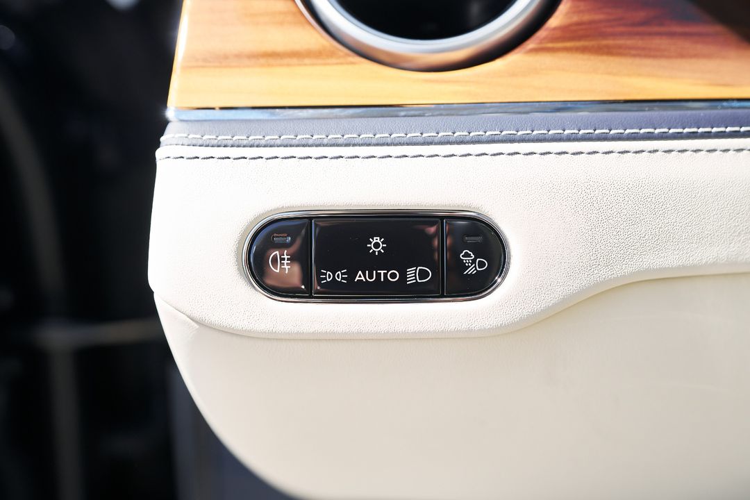 2024 Bentley Flying Spur