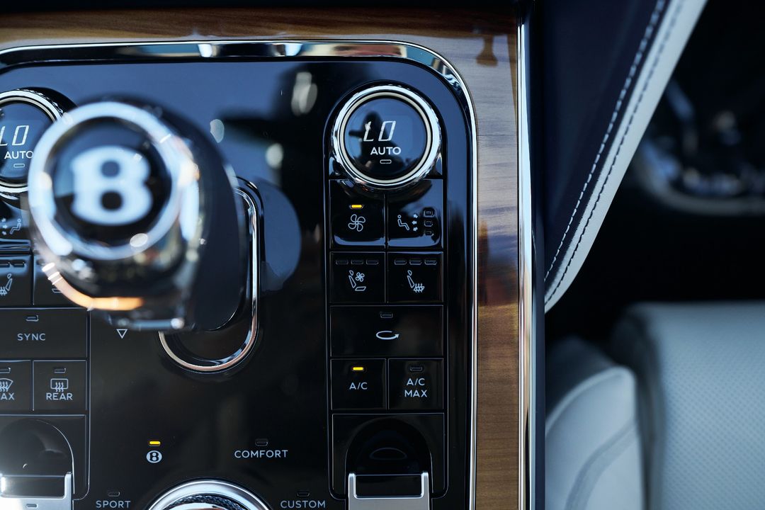 2024 Bentley Flying Spur