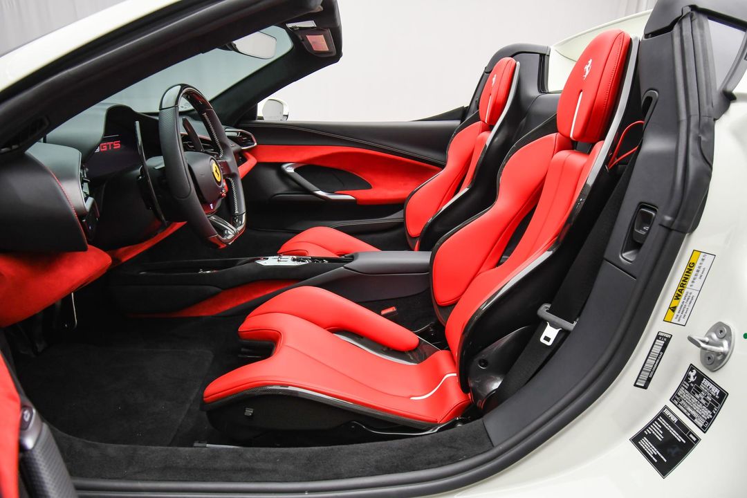 2024 Ferrari 296 GTS