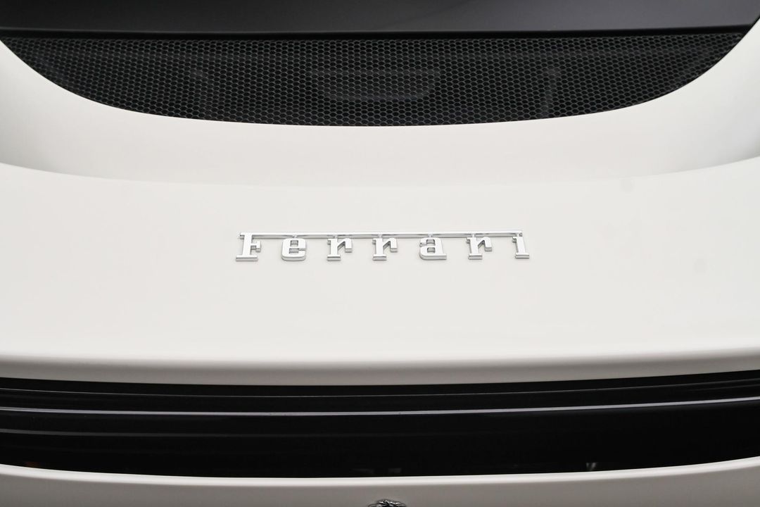 2024 Ferrari 296 GTS
