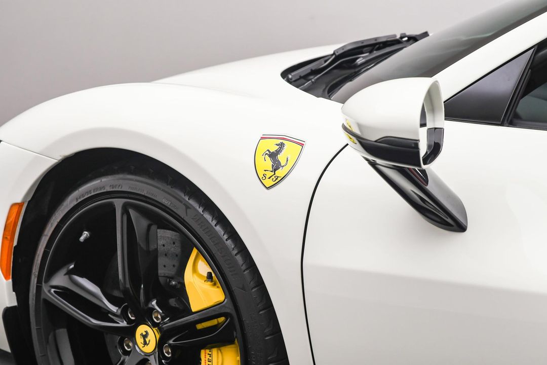 2024 Ferrari 296 GTS