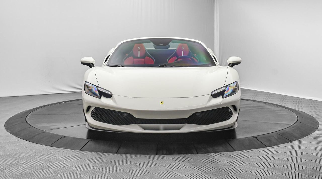 2024 Ferrari 296 GTS