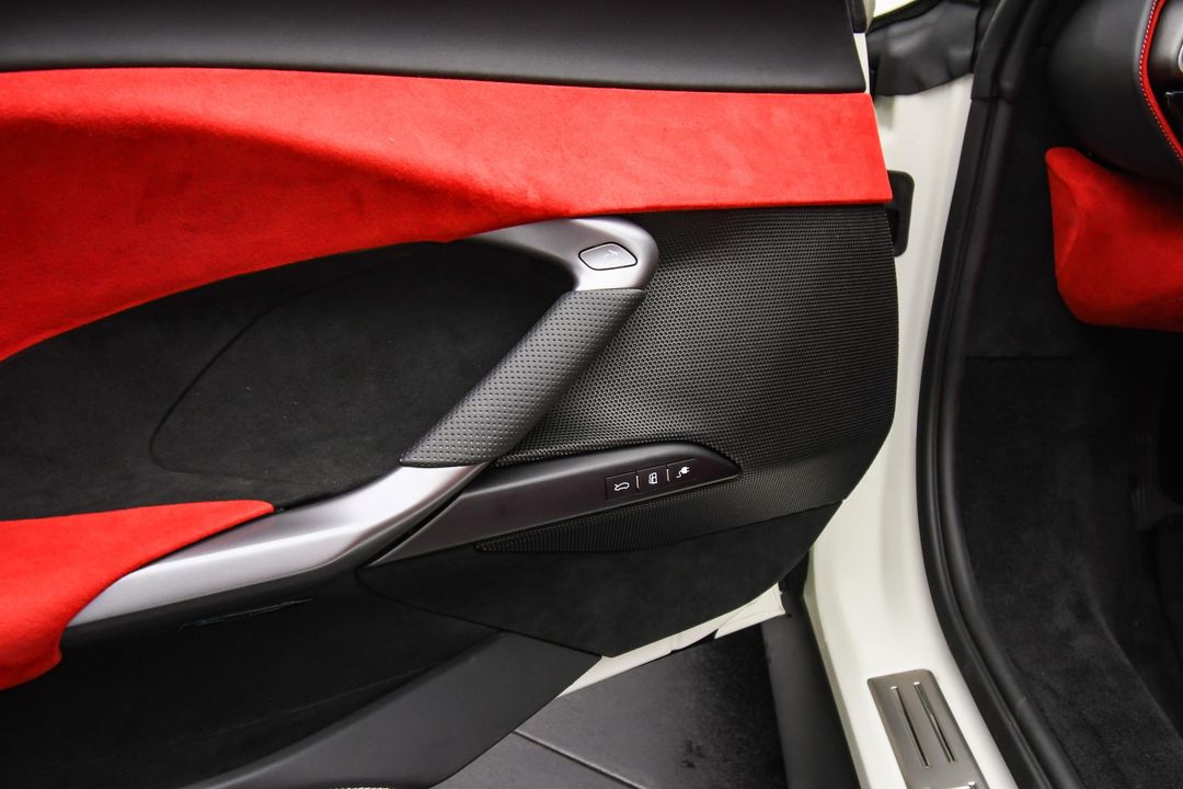 2024 Ferrari 296 GTS