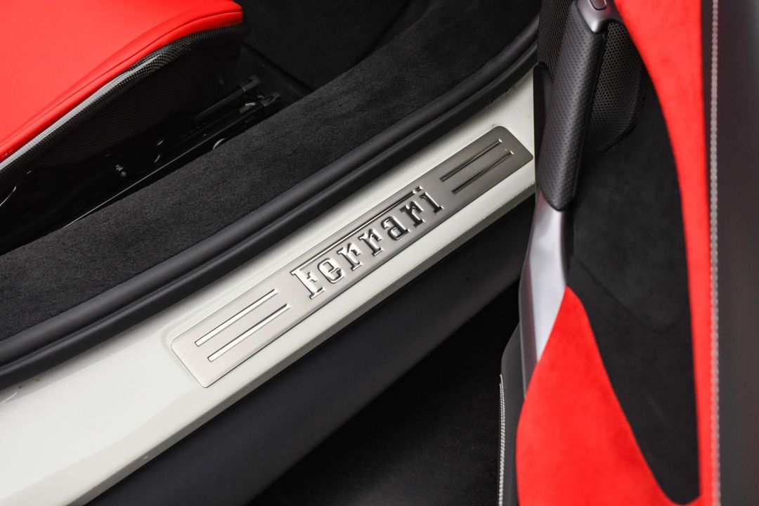 2024 Ferrari 296 GTS