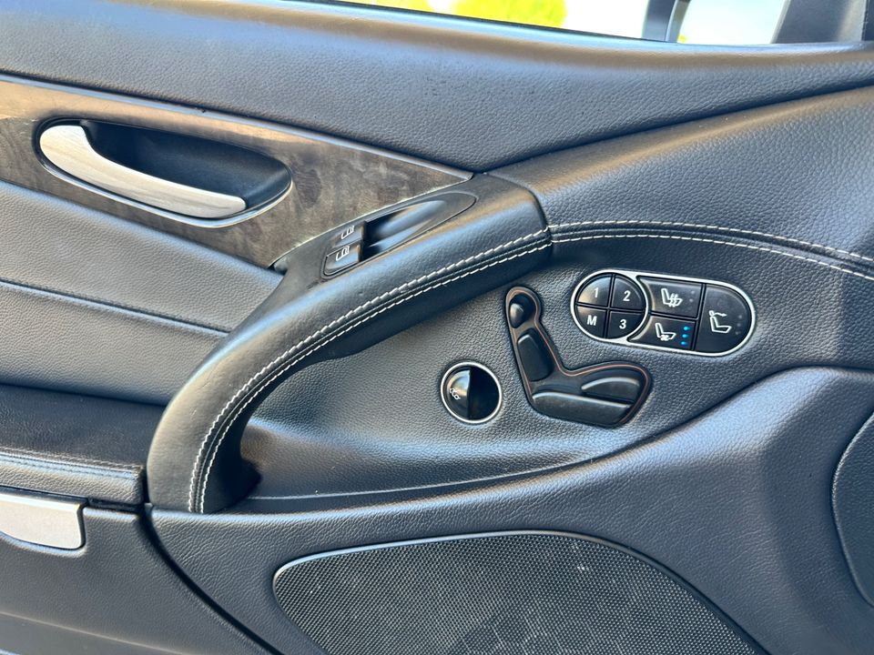 2011 Mercedes-Benz SL550