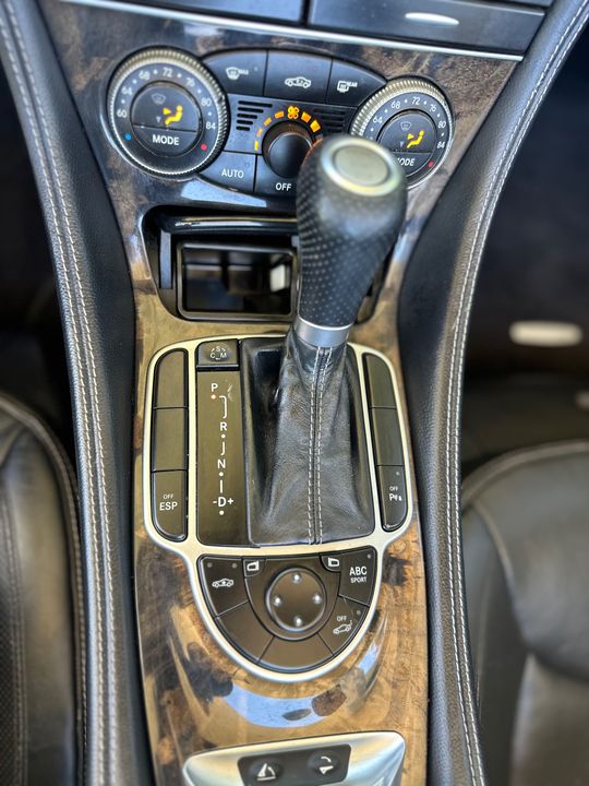 2011 Mercedes-Benz SL550