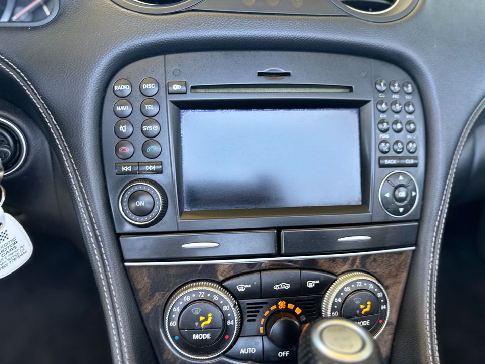 2011 Mercedes-Benz SL550