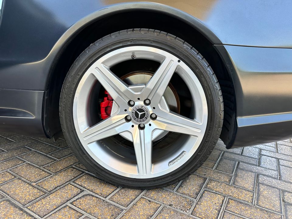 2011 Mercedes-Benz SL550