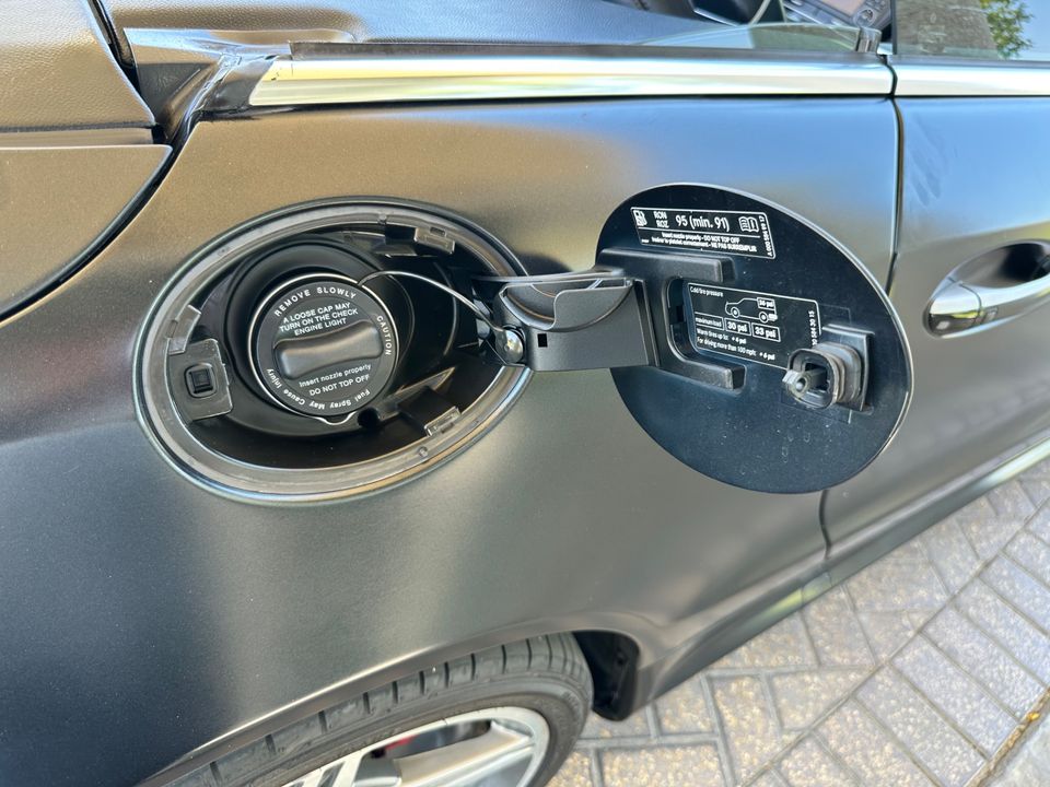 2011 Mercedes-Benz SL550