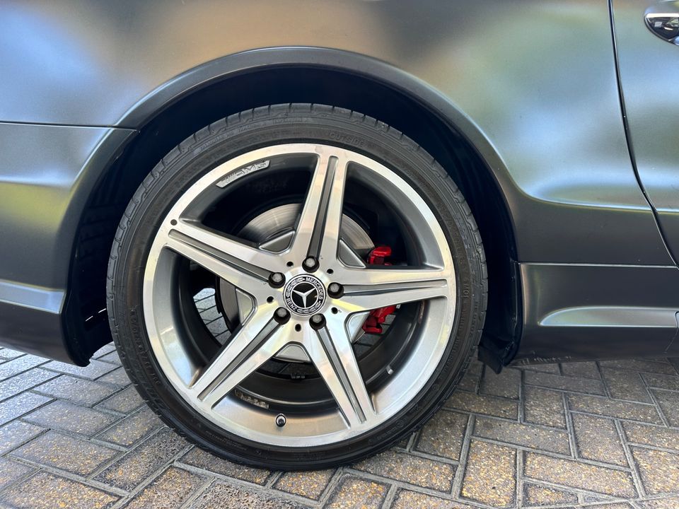 2011 Mercedes-Benz SL550
