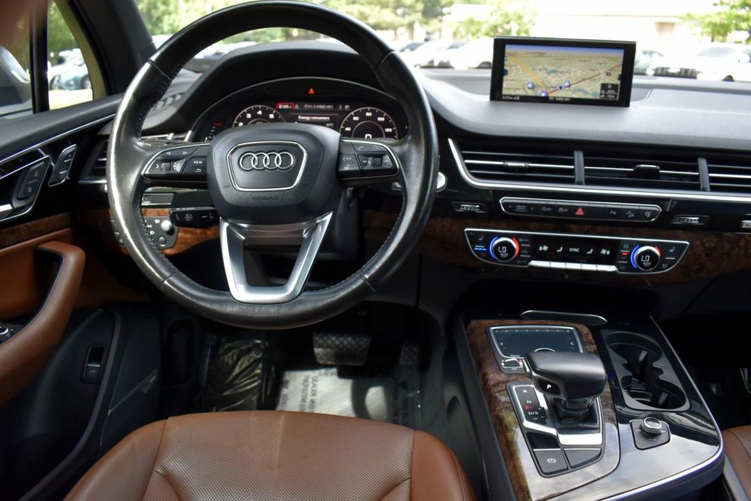 2017 Audi Q7 3.0 TFSI Prestige Pkg, Driver Assistance Pkg, Ventilation and Cold Weath