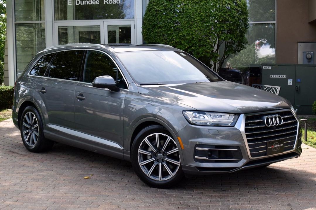 2017 Audi Q7 3.0 TFSI Prestige Pkg, Driver Assistance Pkg, Ventilation and Cold Weath
