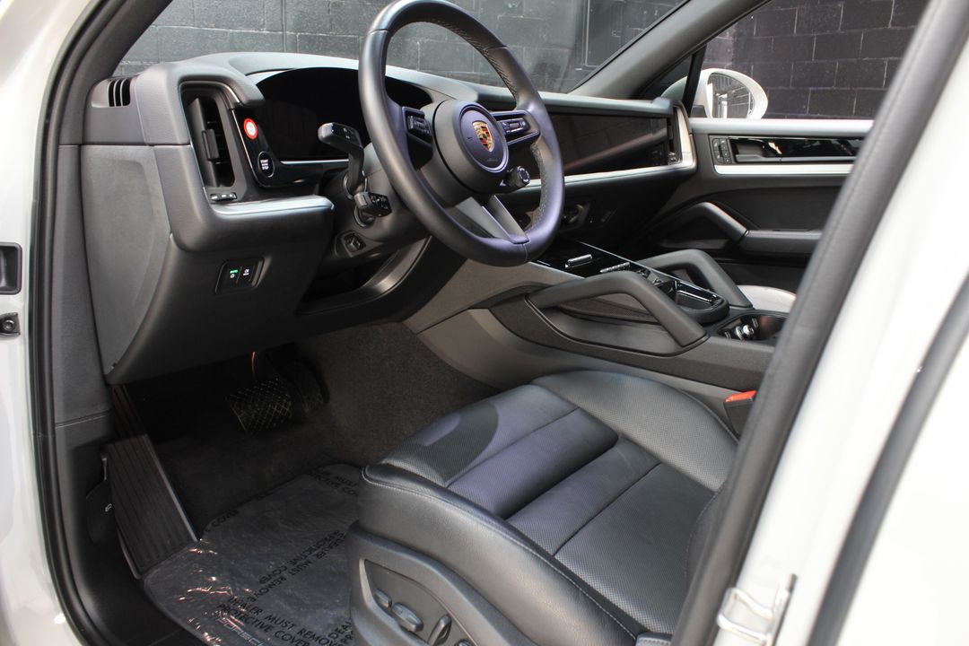 2024 Porsche Cayenne