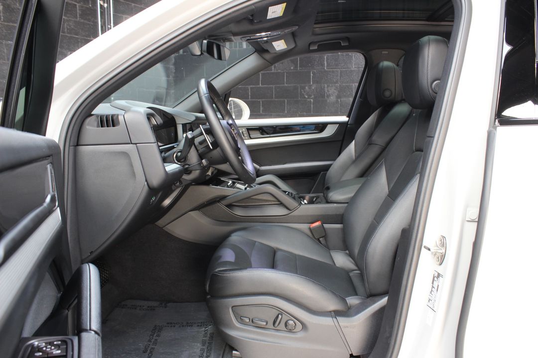 2024 Porsche Cayenne