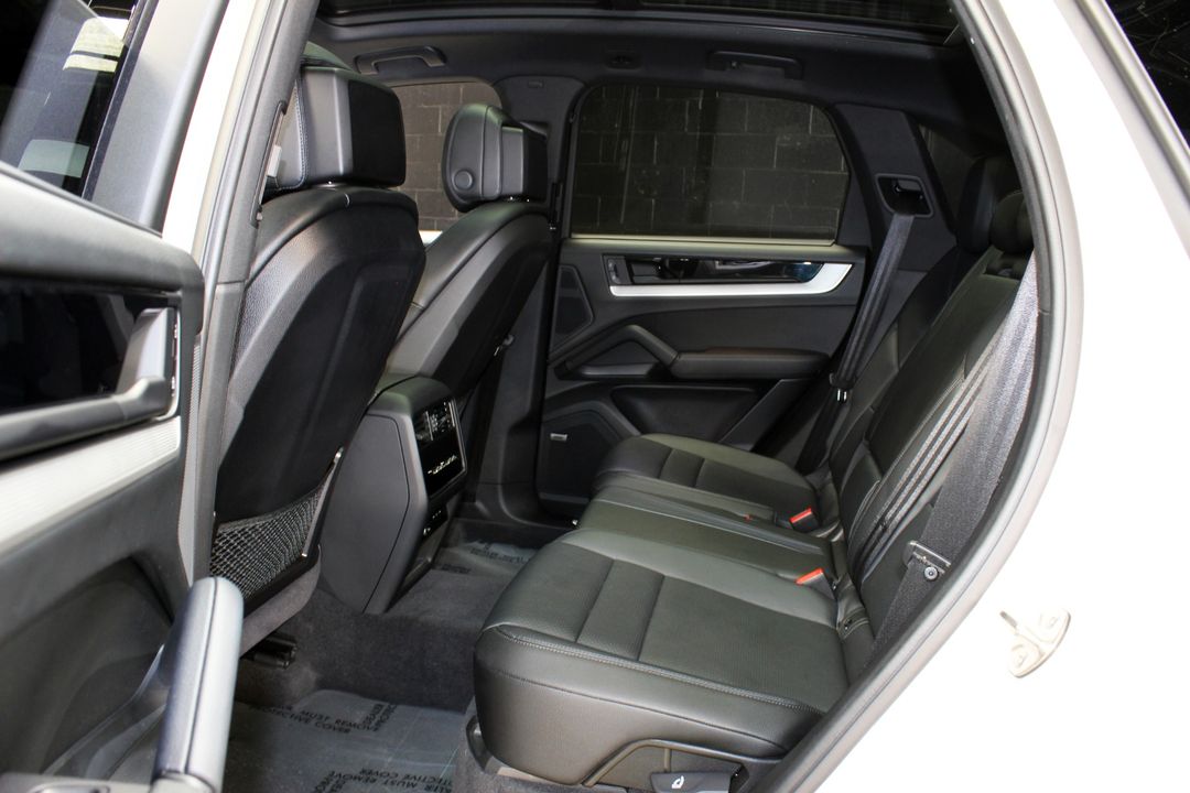 2024 Porsche Cayenne