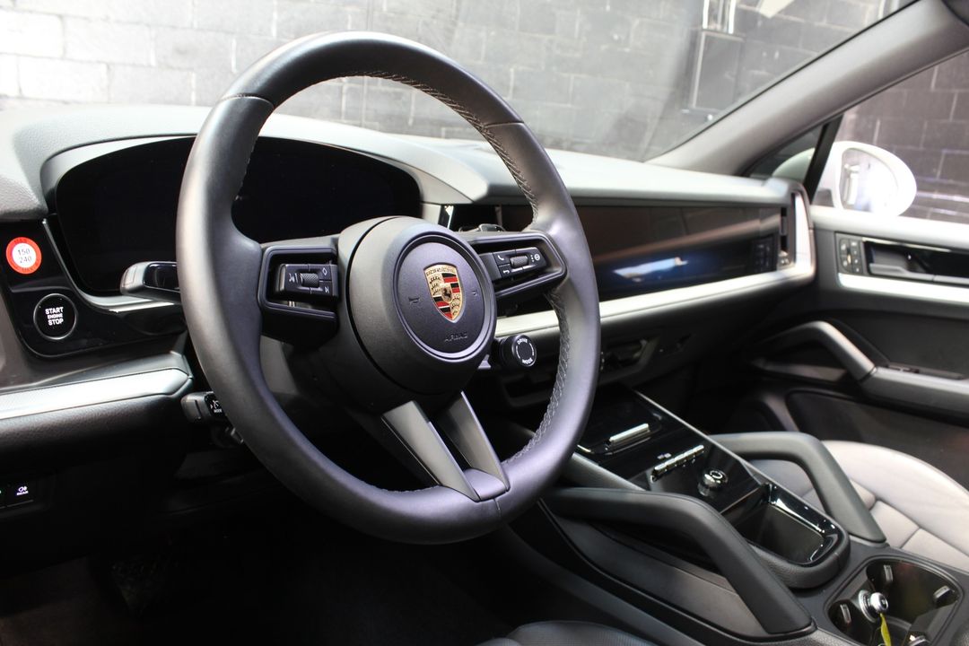 2024 Porsche Cayenne