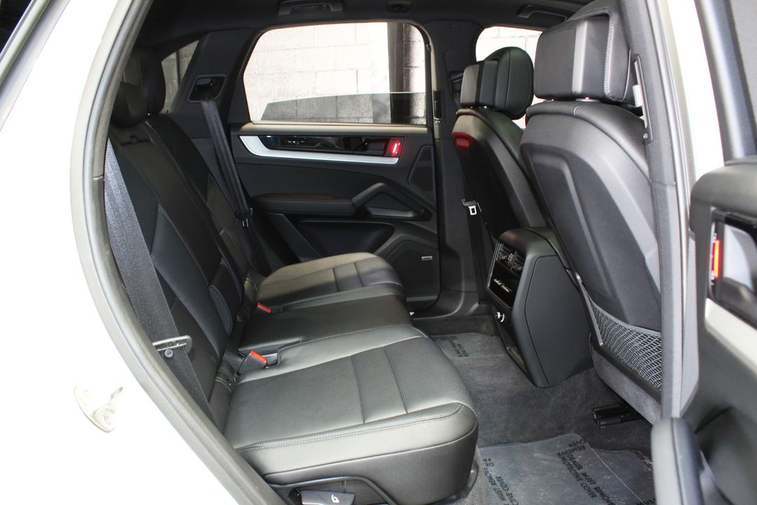 2024 Porsche Cayenne