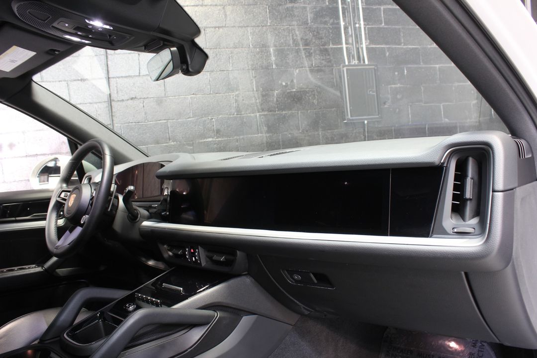 2024 Porsche Cayenne