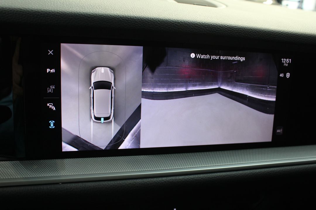 2024 Porsche Cayenne