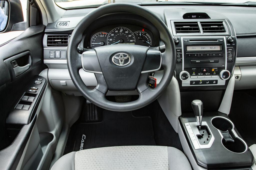 2012 Toyota CAMRY L