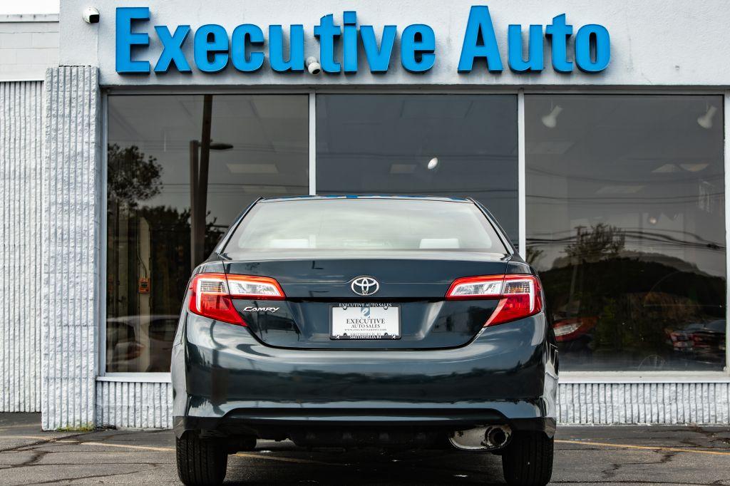 2012 Toyota CAMRY L