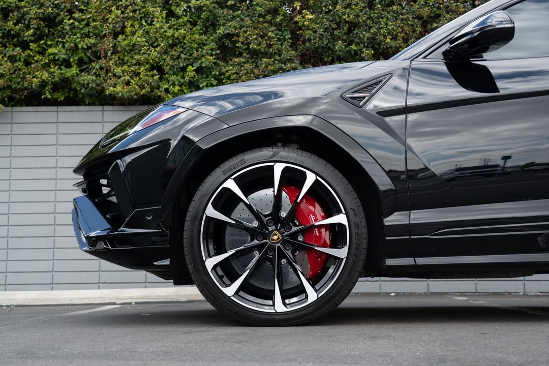 2024 Lamborghini Urus