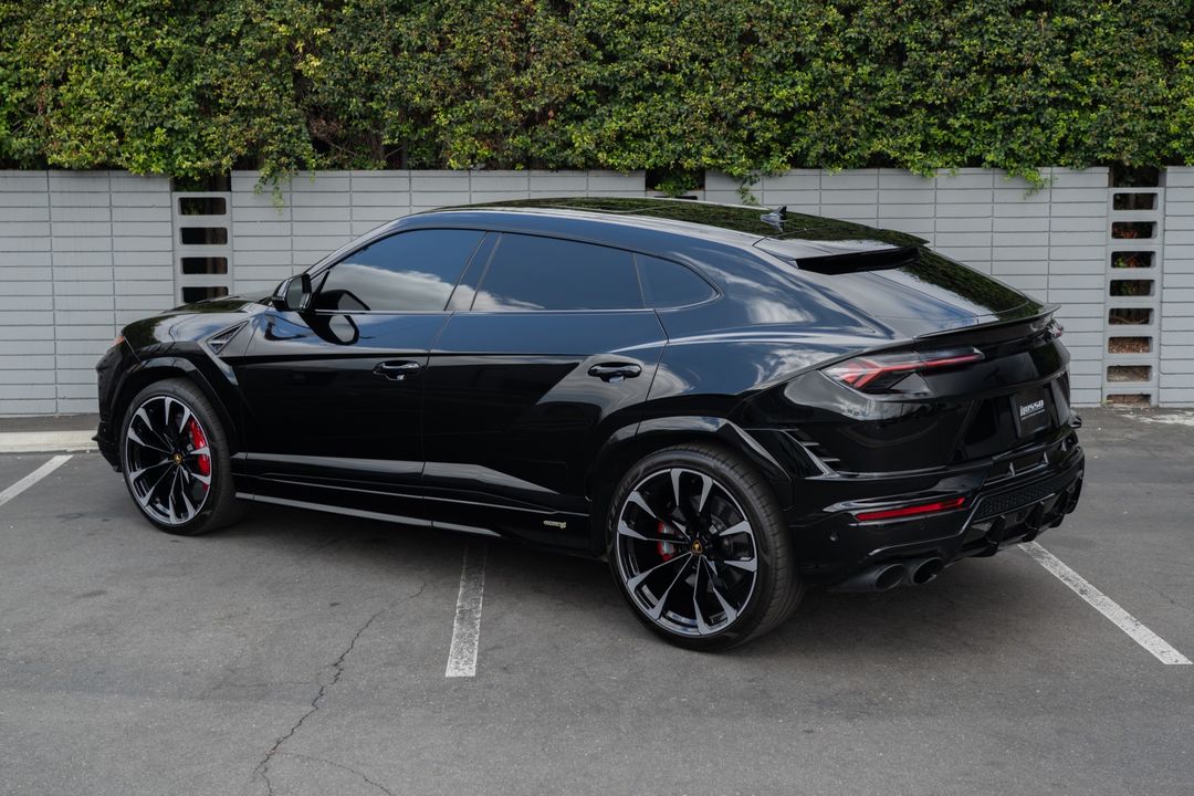 2024 Lamborghini Urus
