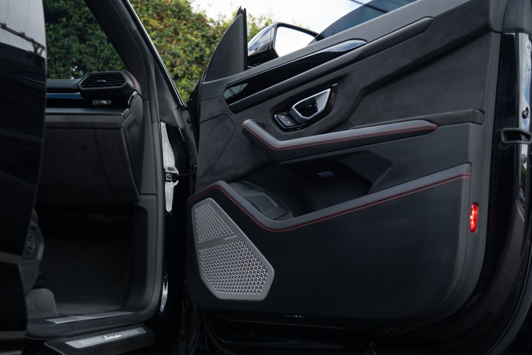 2024 Lamborghini Urus