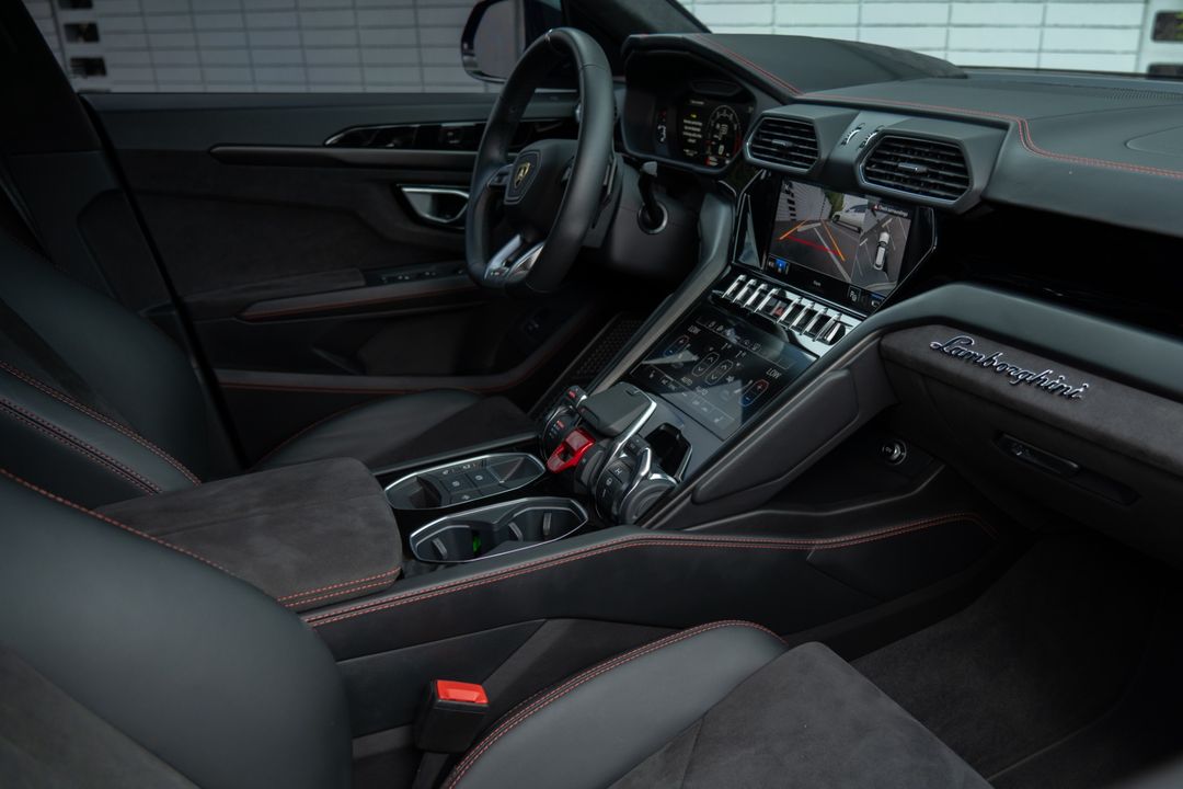 2024 Lamborghini Urus