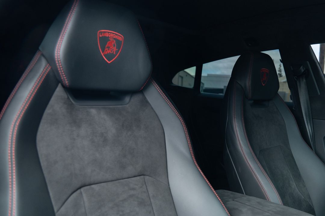 2024 Lamborghini Urus