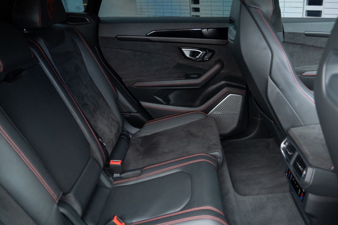 2024 Lamborghini Urus
