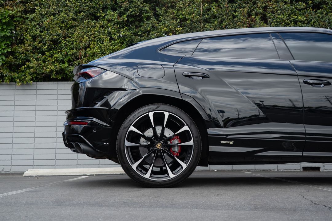 2024 Lamborghini Urus