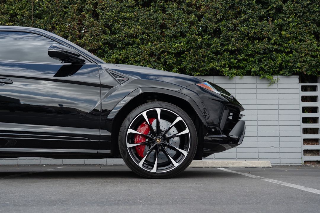 2024 Lamborghini Urus